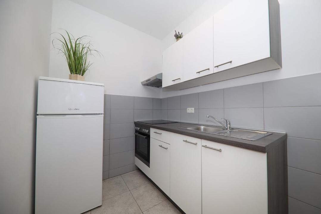 Apartments Kate Murter Luaran gambar